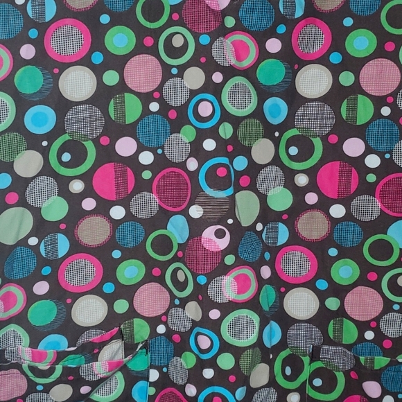 Scrub Top - Picture 3 of 3